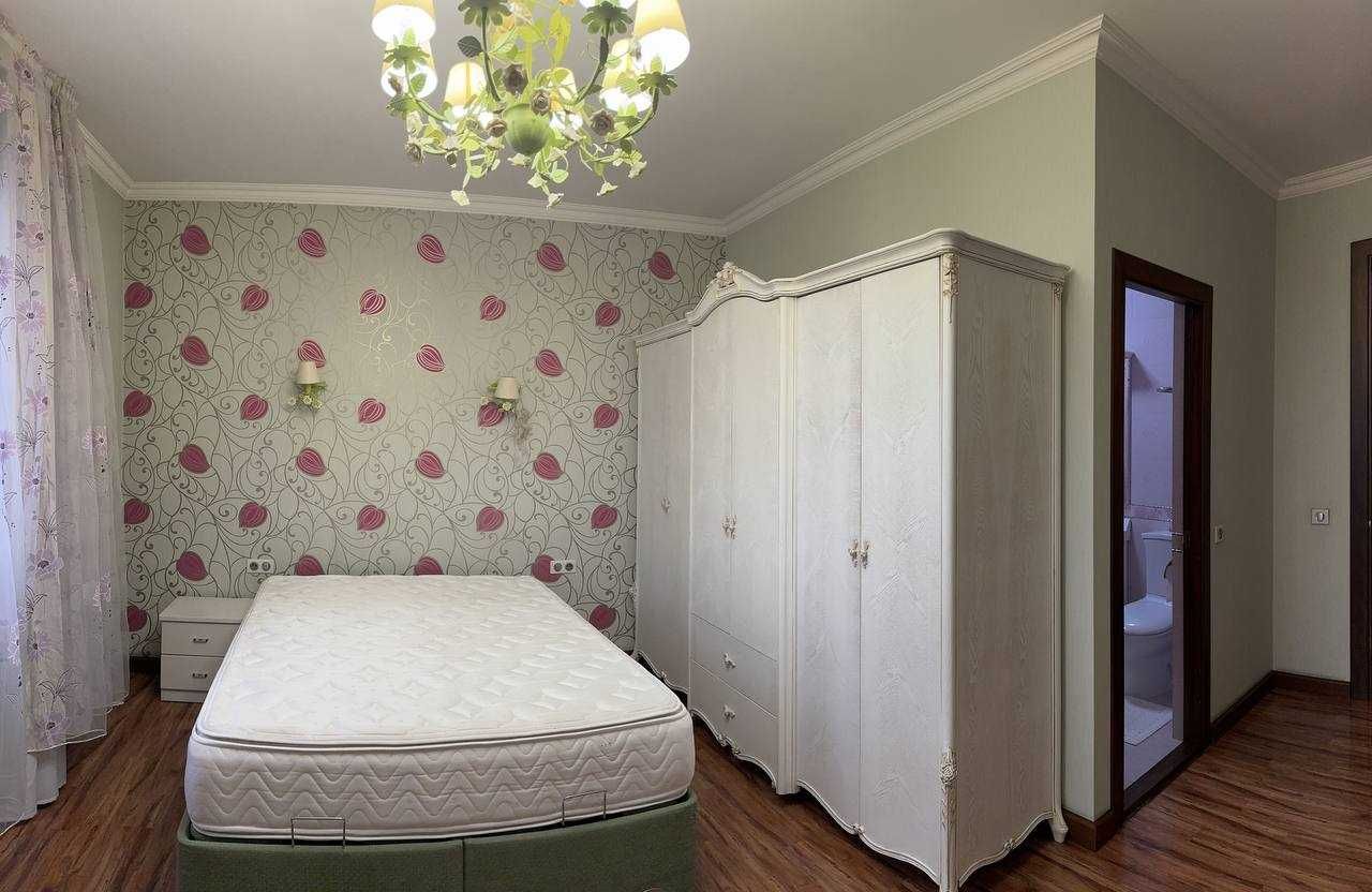 Продается Габус  7   комнатная квартира на Яккасарайском районе Аския