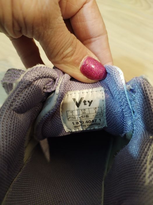 Adidași fete vty
