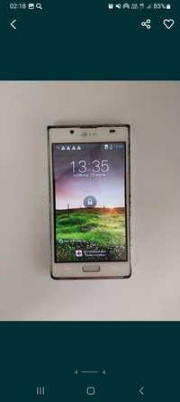 Мобильный телефон LG-P705