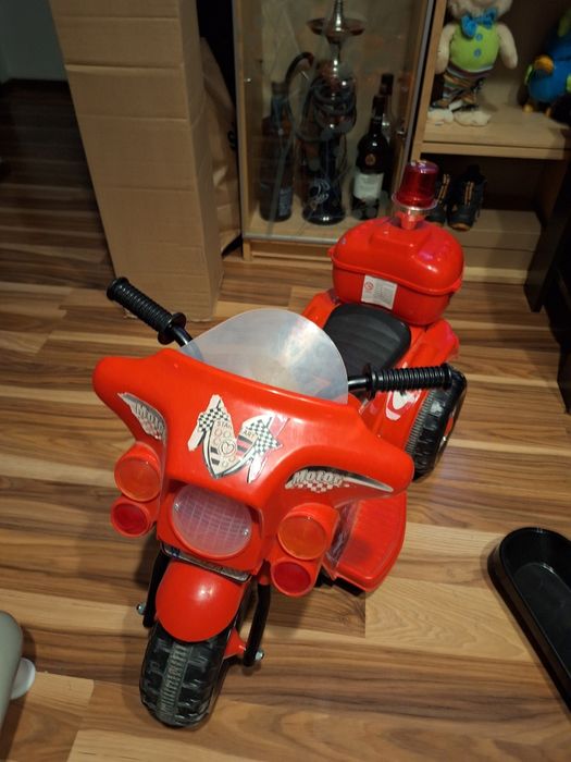 Set scaun de masina de mancare si 3cicleta 4 in 1 si moto elec de copi