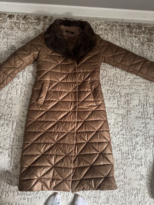 Продам зимний стегенное пальто