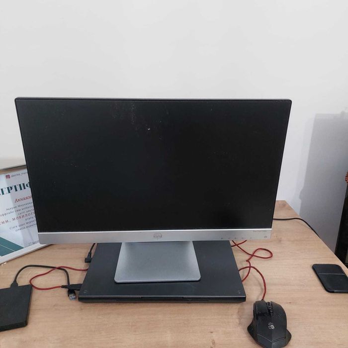 Монитор для компьютера