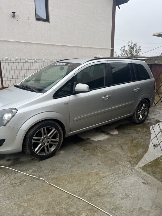 Opel zafira b 2013/08 7 locuri