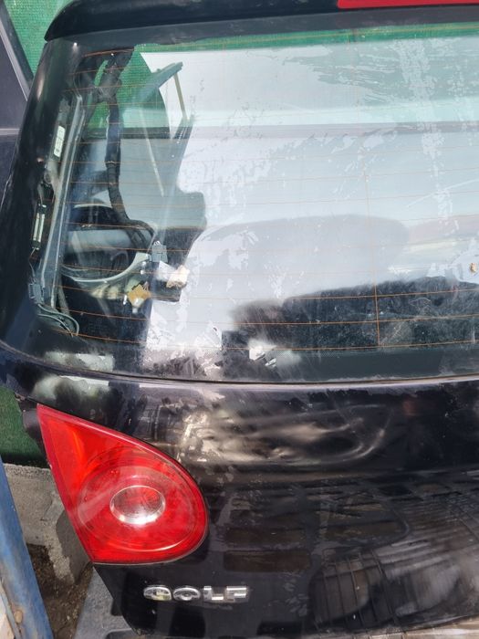 Vând haion golf5 scurt 2003 ,2004 ,2005