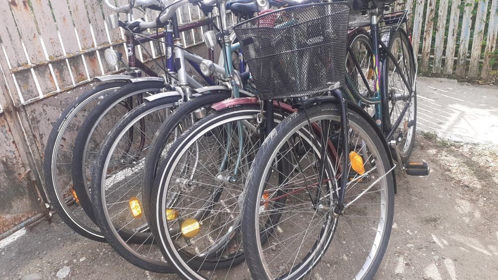 BICICLETE de vânzare