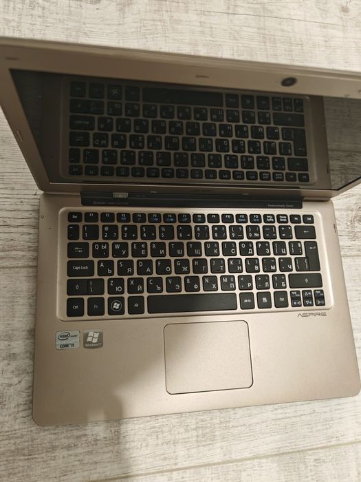 Acer aspire S3 i5 SSD Win 10