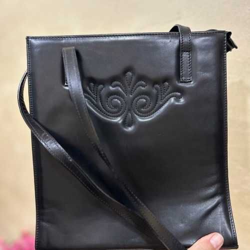 „Немска кожена чанта – качествена и стилна“