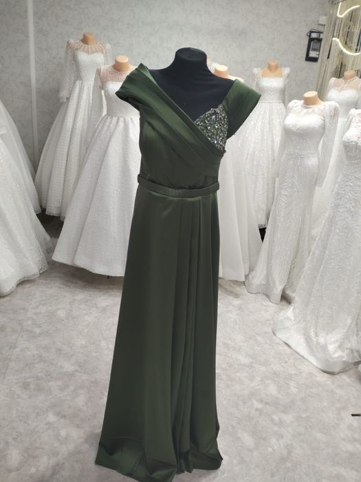 Продается вечерний платье