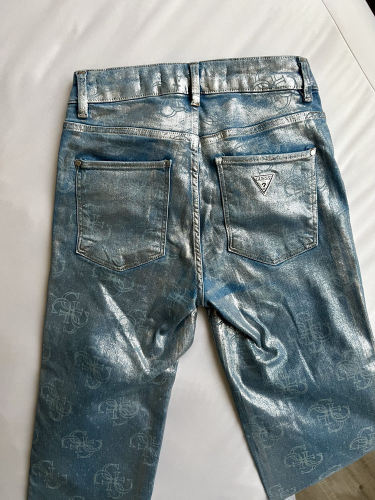 Дънки Guess размер 26