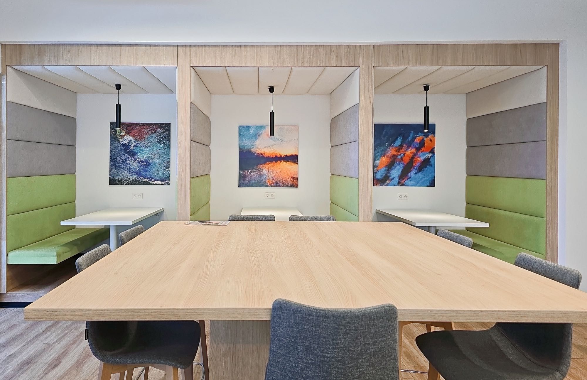 Пространство за съвместна работа в Regus Vasil Aprilov