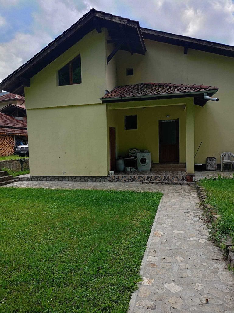 Продава се Къща в с. Рибарица, Област Ловеч - 230 кв.м за 892 €/кв.м - Снимка #4