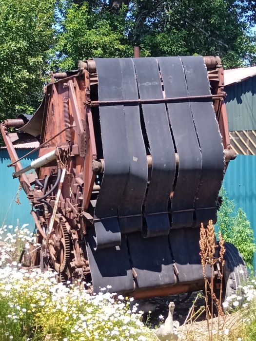 Продам прессподборщик