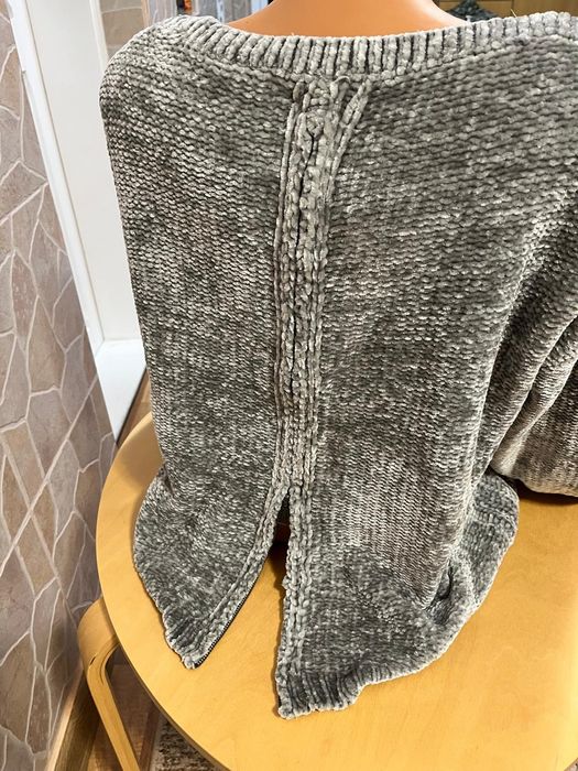 Pulover dama Yessica, catifea