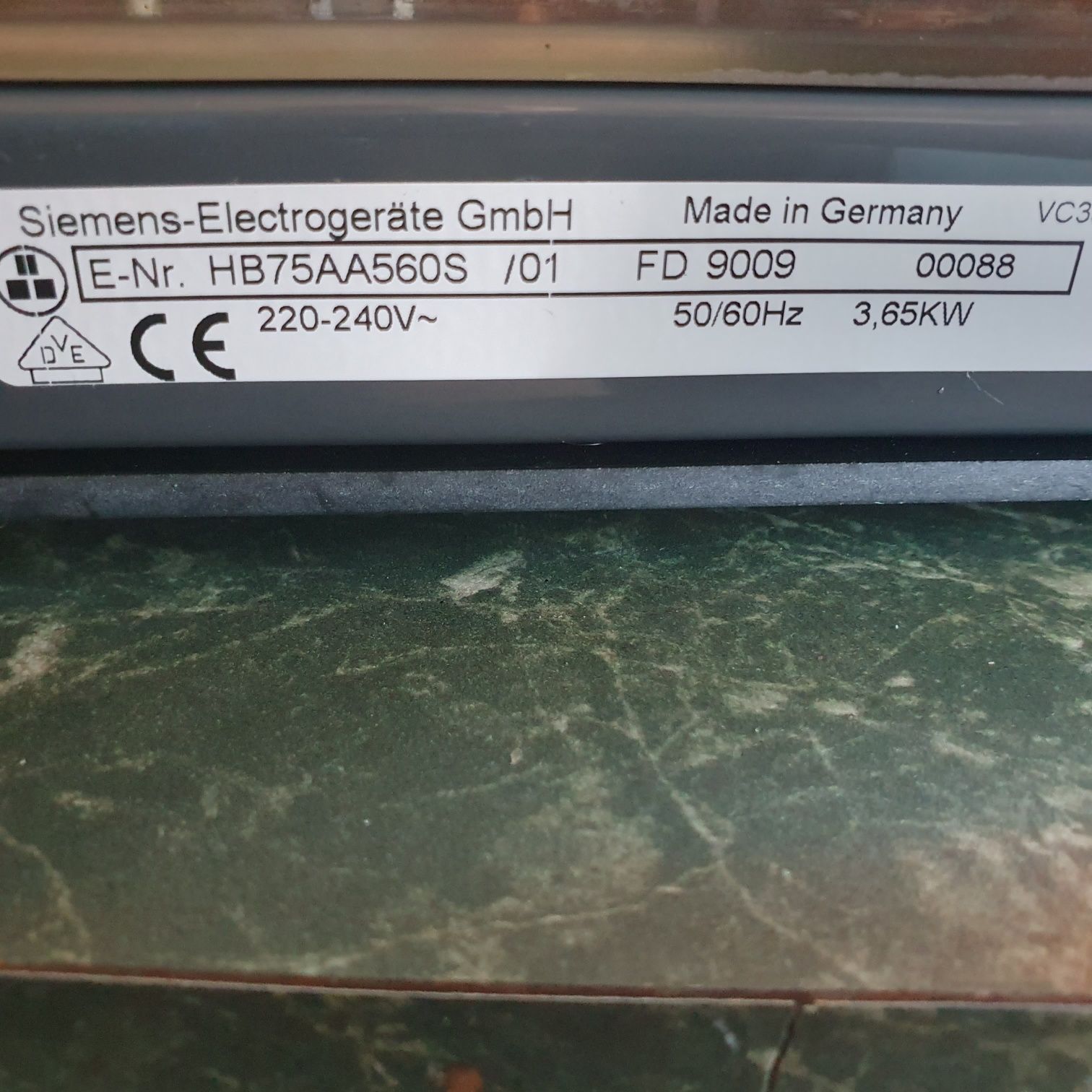 Фурна за вграждане Simens HB75AA560S/01