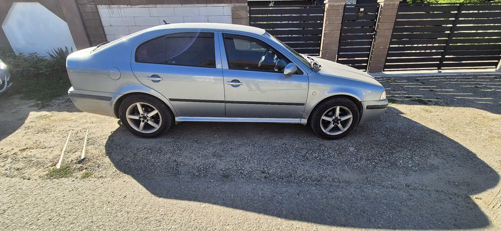 Vand Skoda octavia 1