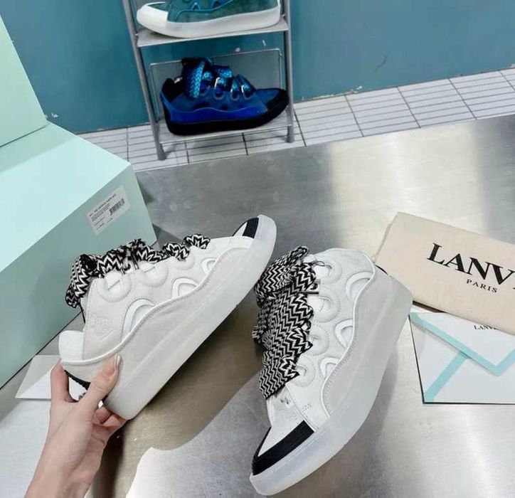 Lanvin Curb, Toate Marimile