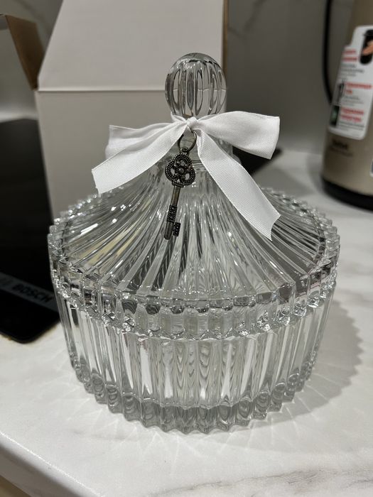 Винтажная стеклянная конфетница 14х14,5 см.