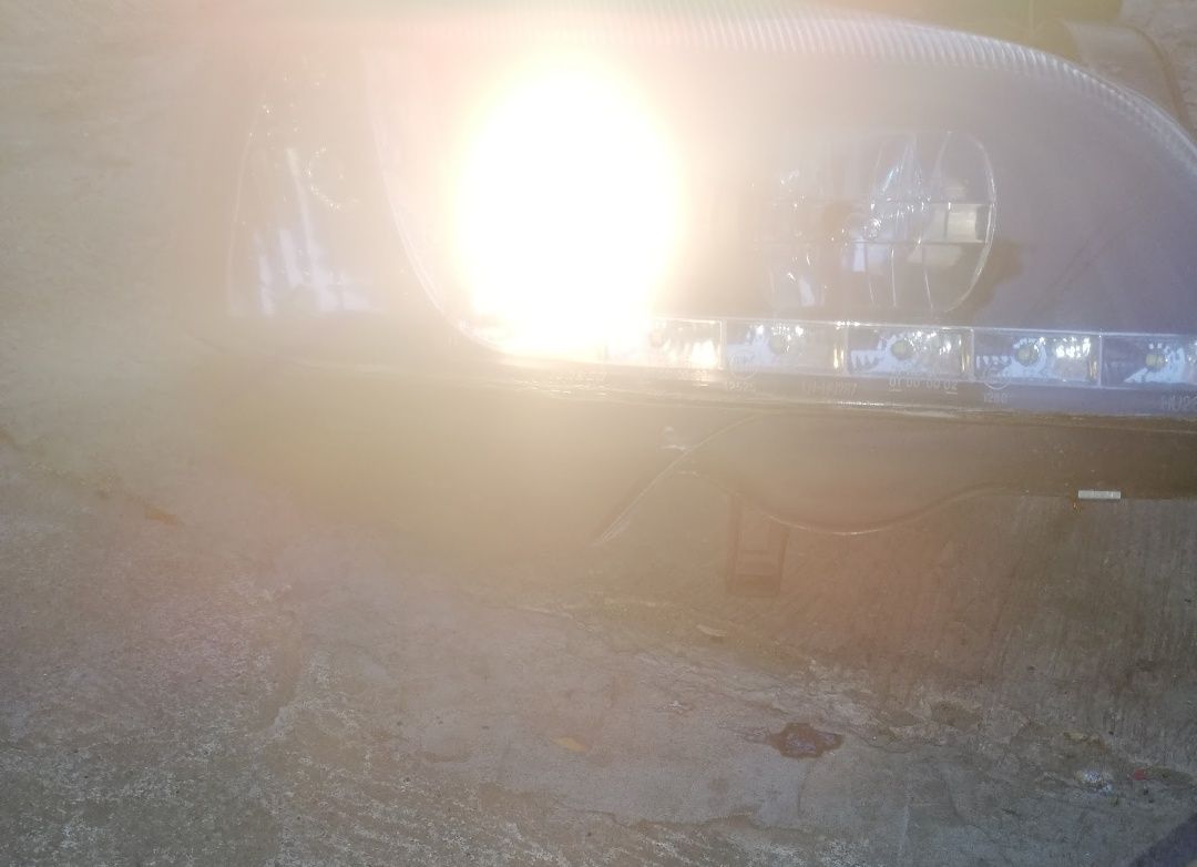 Фарове Opel Astra G