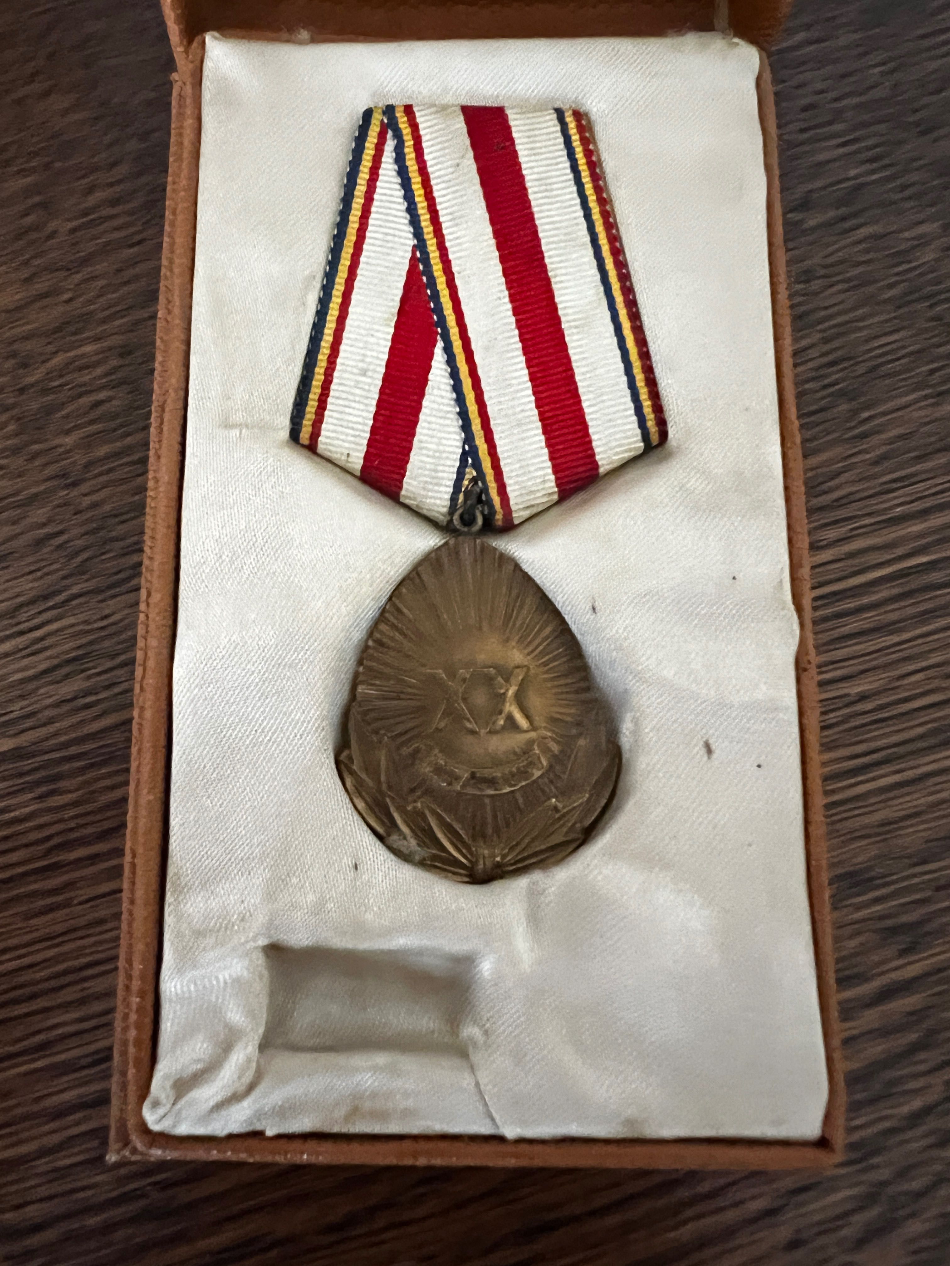 Medalie erou al Romaniei