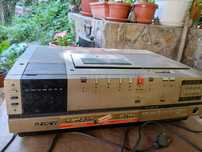 Видеокасетофон Sony Betamax SL-T7ME