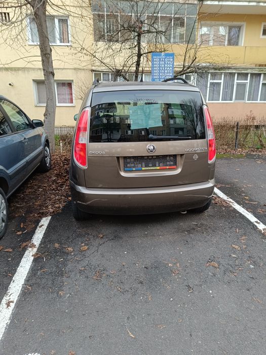 Vând Skoda benzina ,motor de 1,200 An 2014 înmatriculată.14