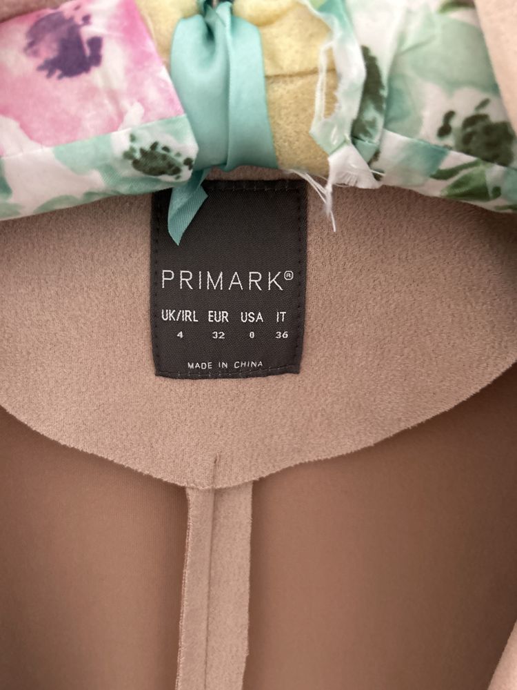 Пролетно яке Primark