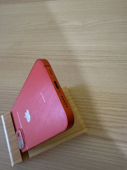 Iphone 12 rosu 64 GB