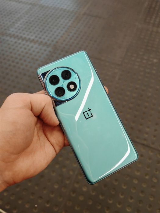 OnePlus ace 2 pro 12/256g 430$