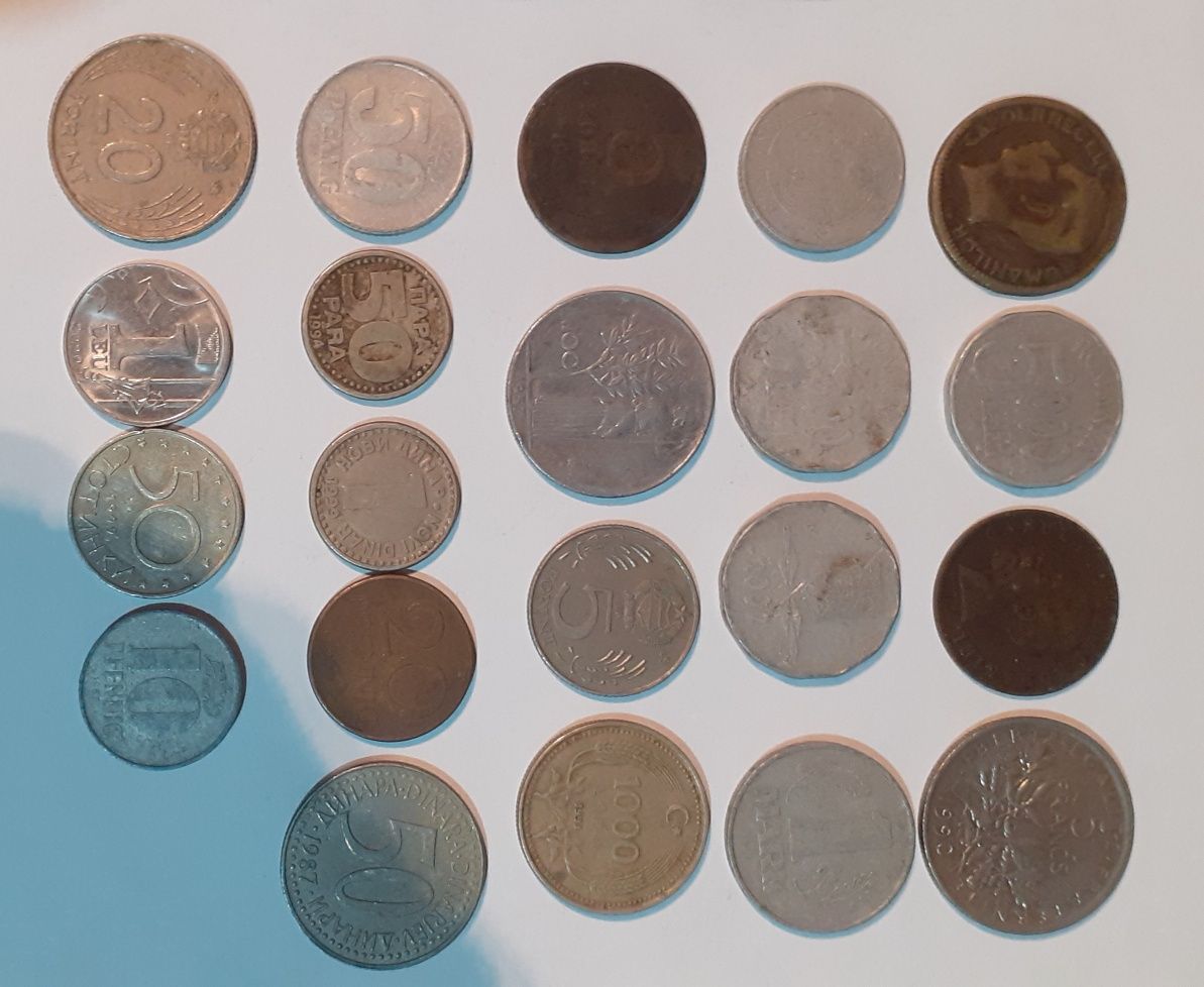 Vând monede vechi românești și străine,am începând din 1862 încoace!