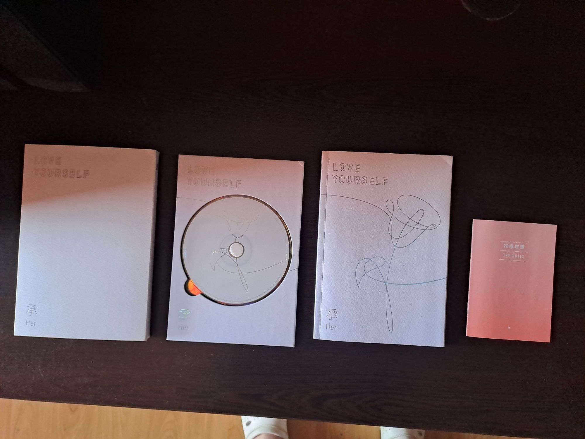 BTS Love Yourself Her V version