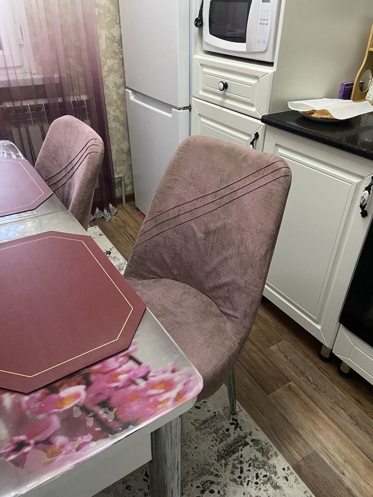 Продам стол стулья комплект