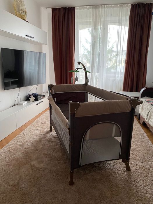 Vând patuț bebelasi