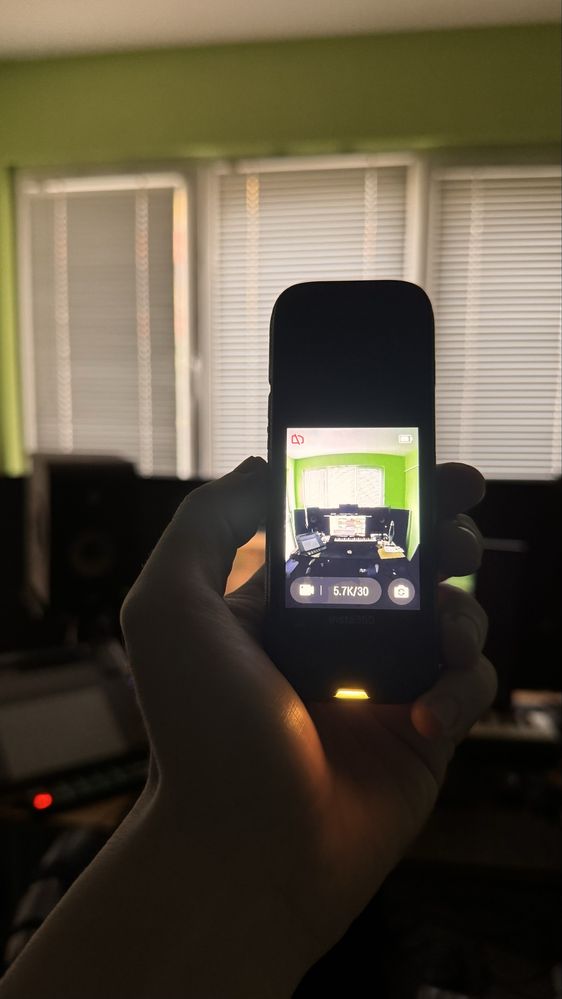Камера Insta360 x3 + стик + метален протектор