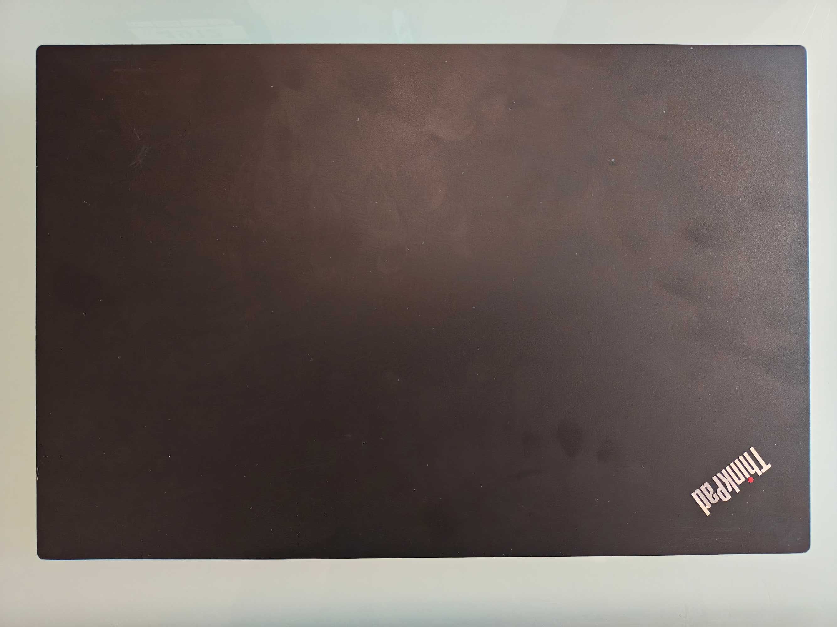 Лаптоп Lenovo e15