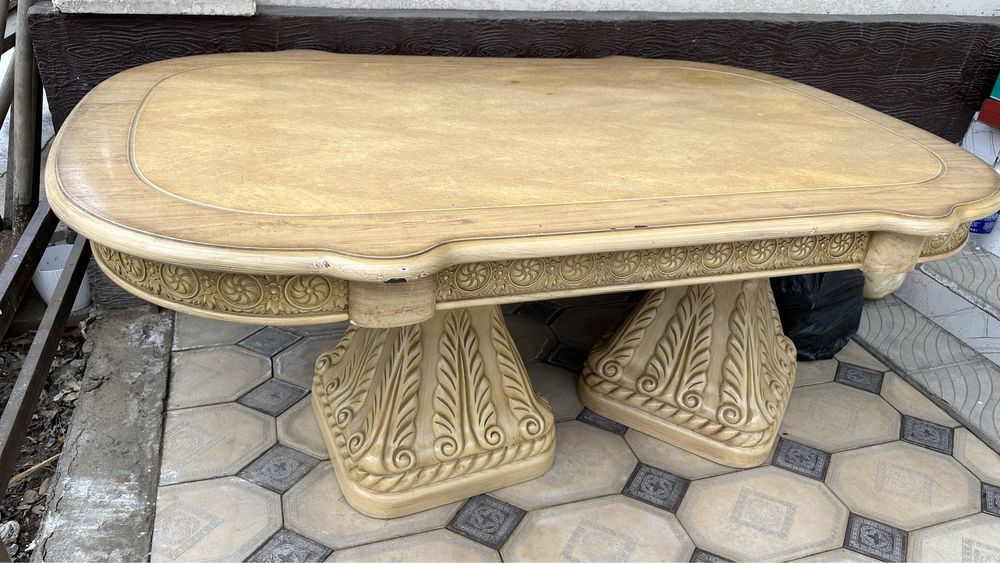 Стол    кухонный