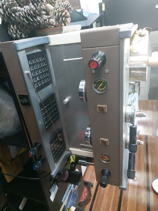 Кофемашина Omnia F