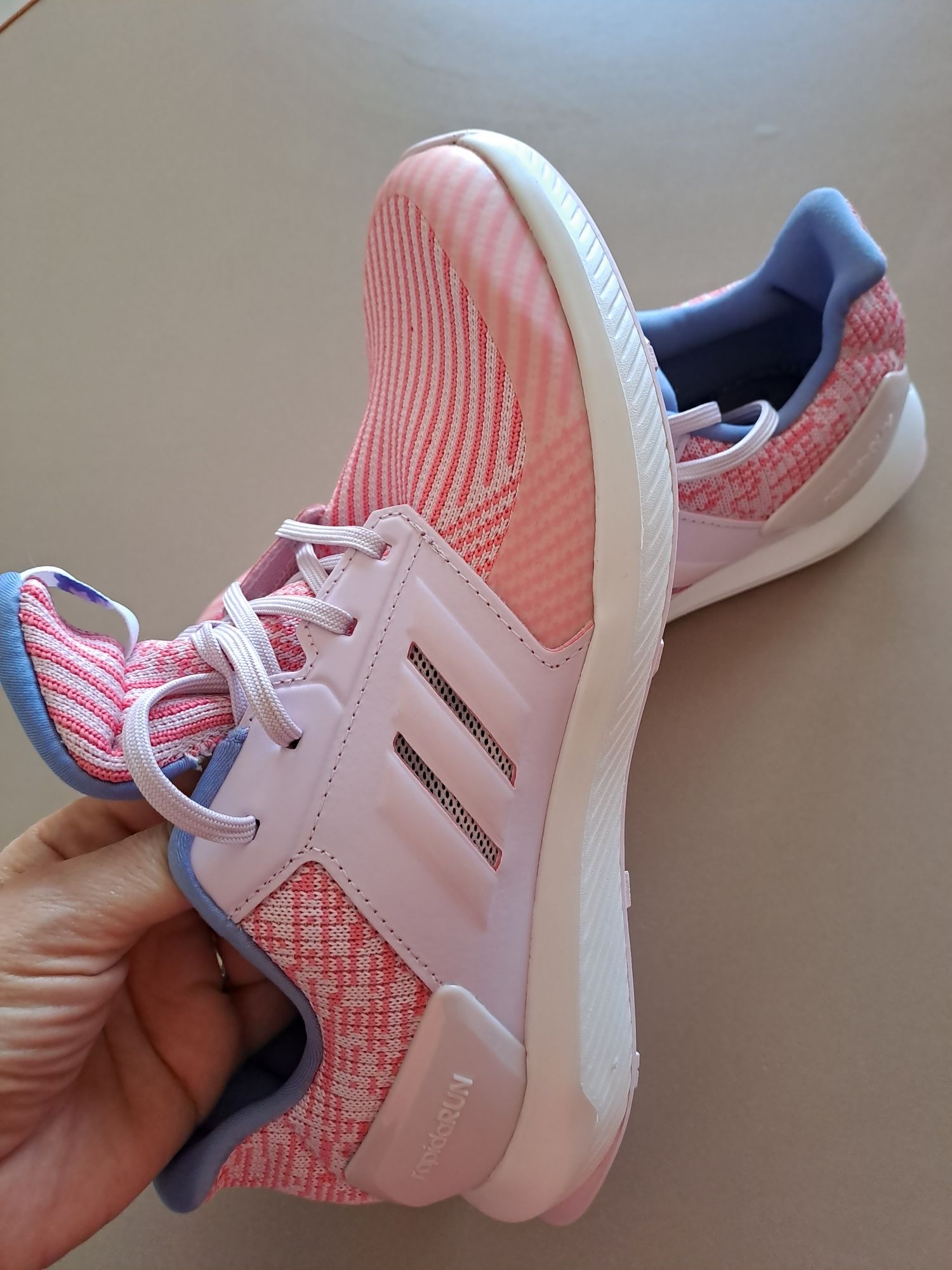 Adidas firma,dama,nou,mărime 38