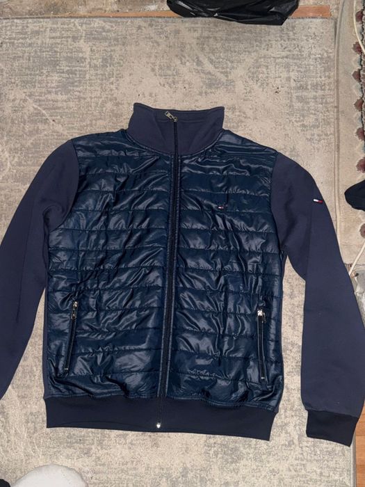 Продам куртку tommy hilfiger