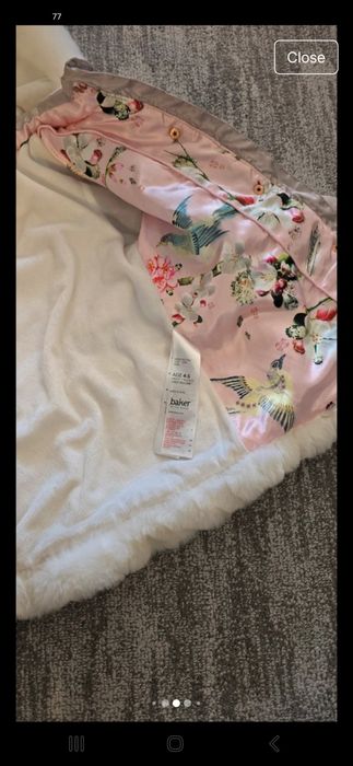 Geaca Ted Baker marimea 4-5 ani