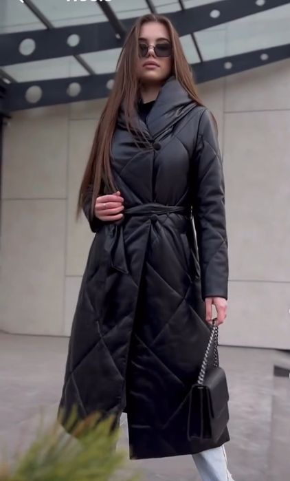 Продам зимнее, кожаное пальто.