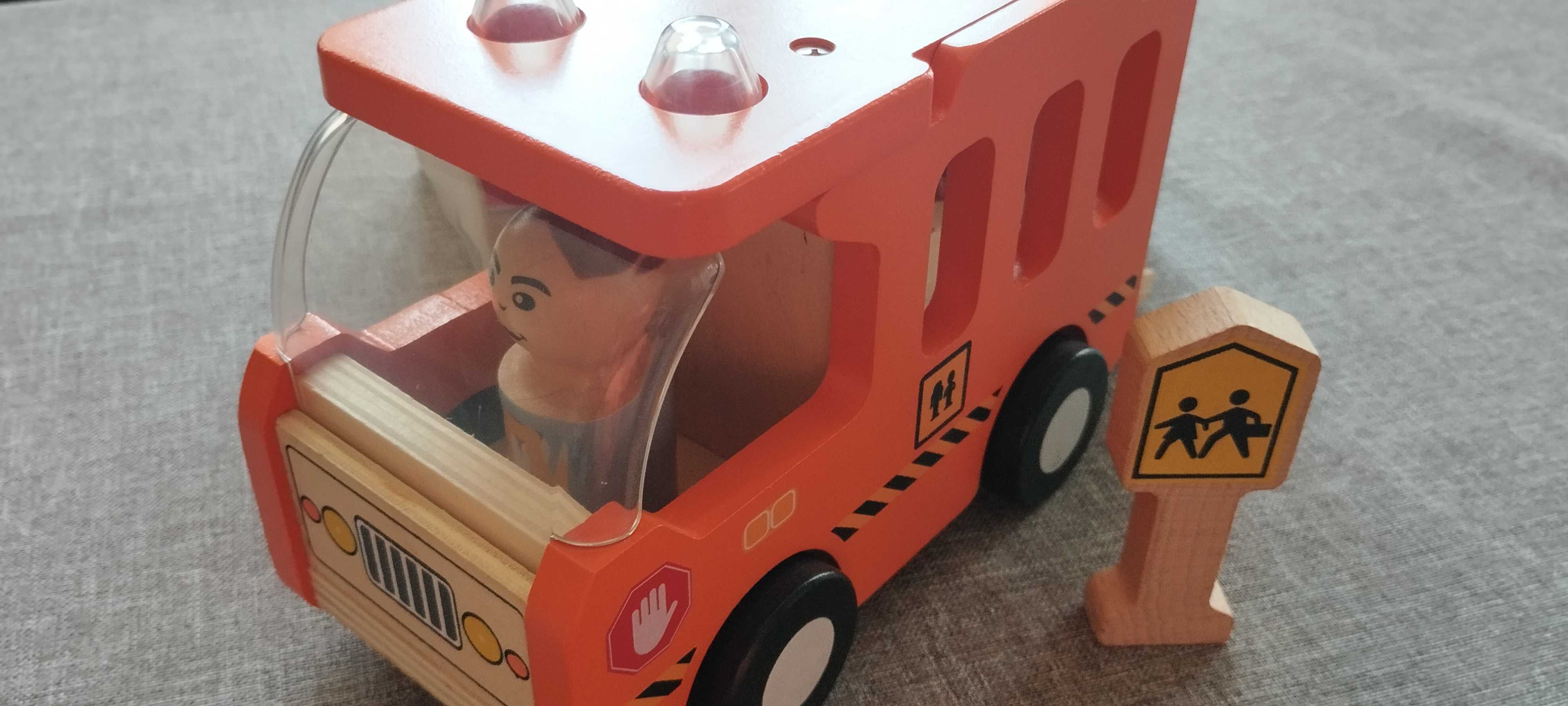 Goki - Низанка Научи се да броиш, Playtive Junior -Училищен автобус ни