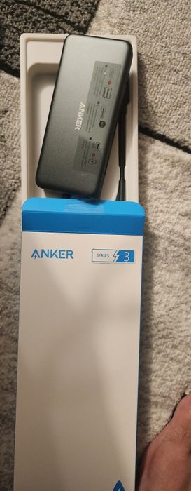 Adaptor anker 7 în 1 noi