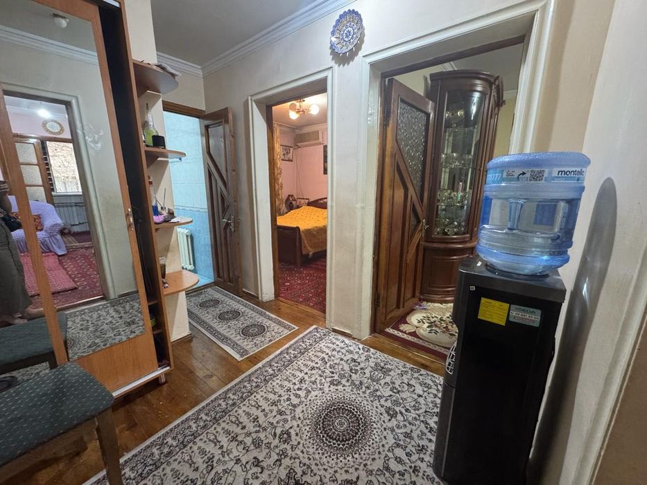 Продаётся 2/1/4 77 серия кирпич 56м2 Яккасароайский район МВД корзинка
