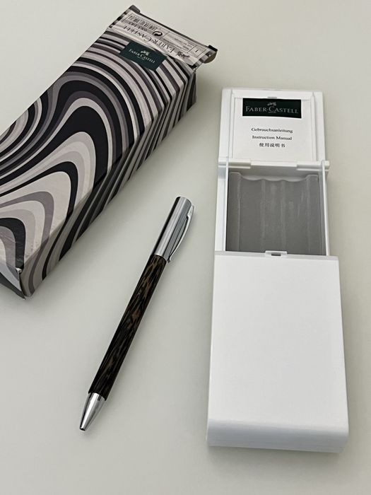 Продаётся ручка фирмы Faber-Castell. Отличный подарок к дню учителя!