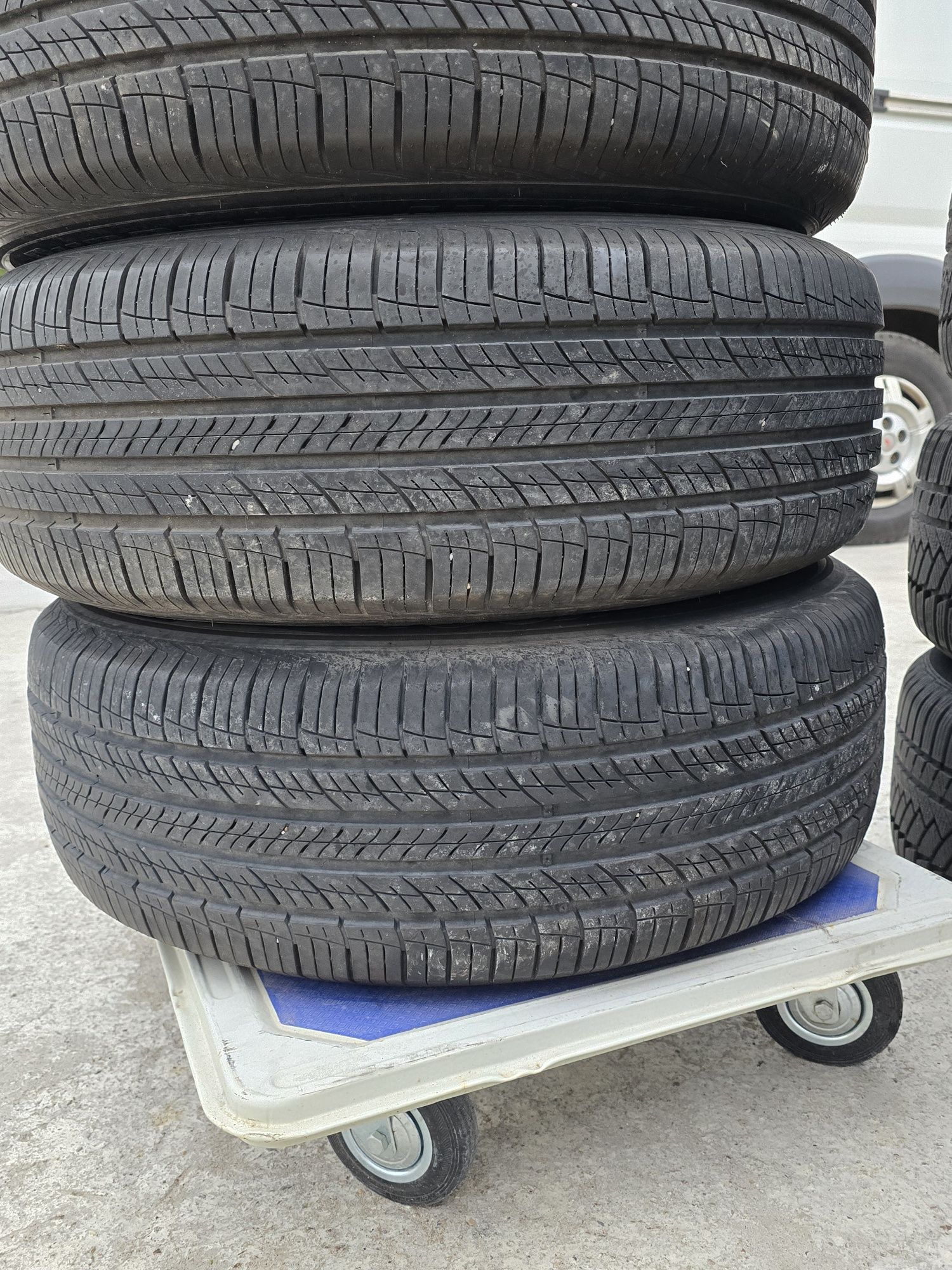 4 Броя 245/65/17 Hankook 7mm