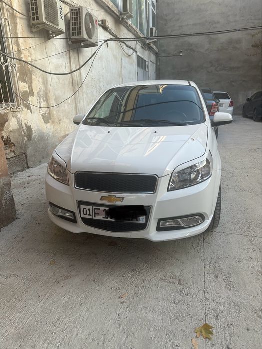 Продается нексия 3