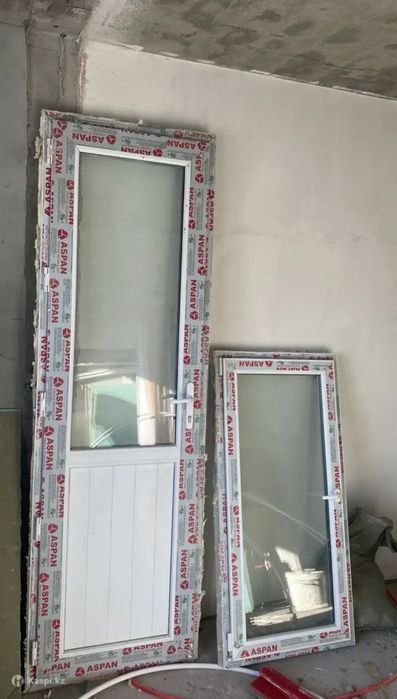 Продается пластиковый дверь и окна