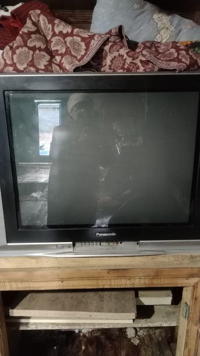 Продам телевизор