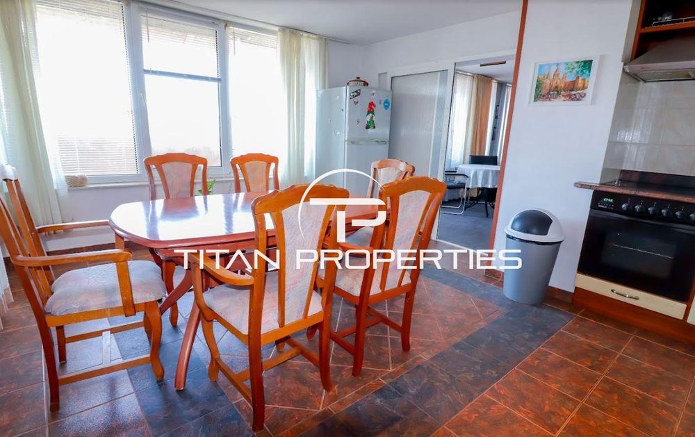 Дава се под наем Четиристаен апартамент в Варна, Генералите - 120 кв.м за 818 € - Снимка #3