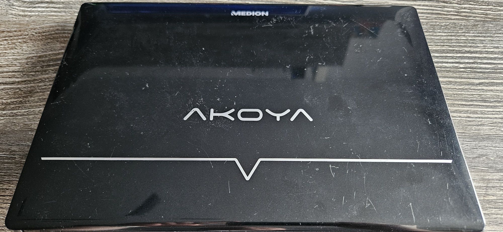 10" лаптоп Medion Akoya E1222